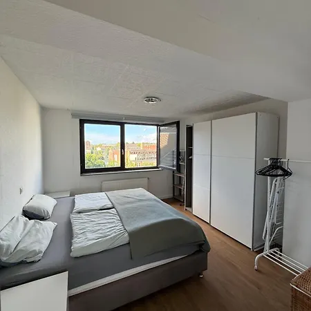 Appartement Gemuetliche Stadtunterkunft Mit Streetview 75 Zoll Tv Düren - Eifel