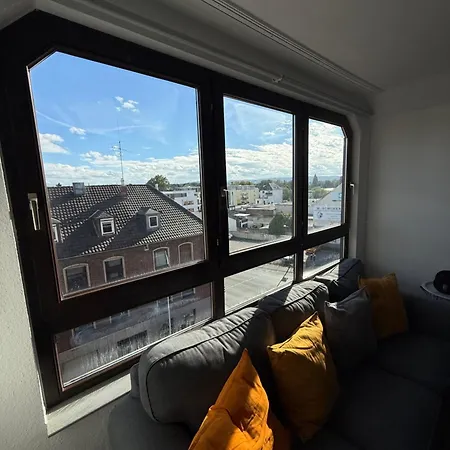 Gemuetliche Stadtunterkunft Mit Streetview 75 Zoll Tv Düren - Eifel
