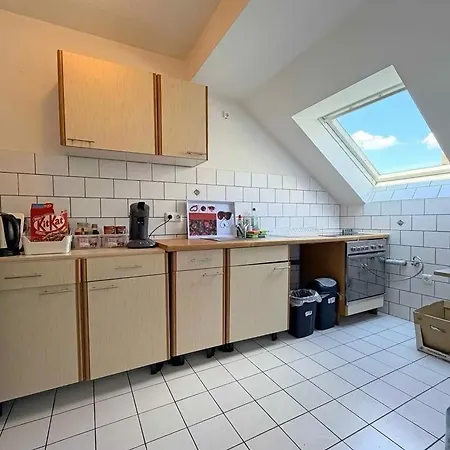 Gemuetliche Stadtunterkunft Mit Streetview 75 Zoll Tv Appartement